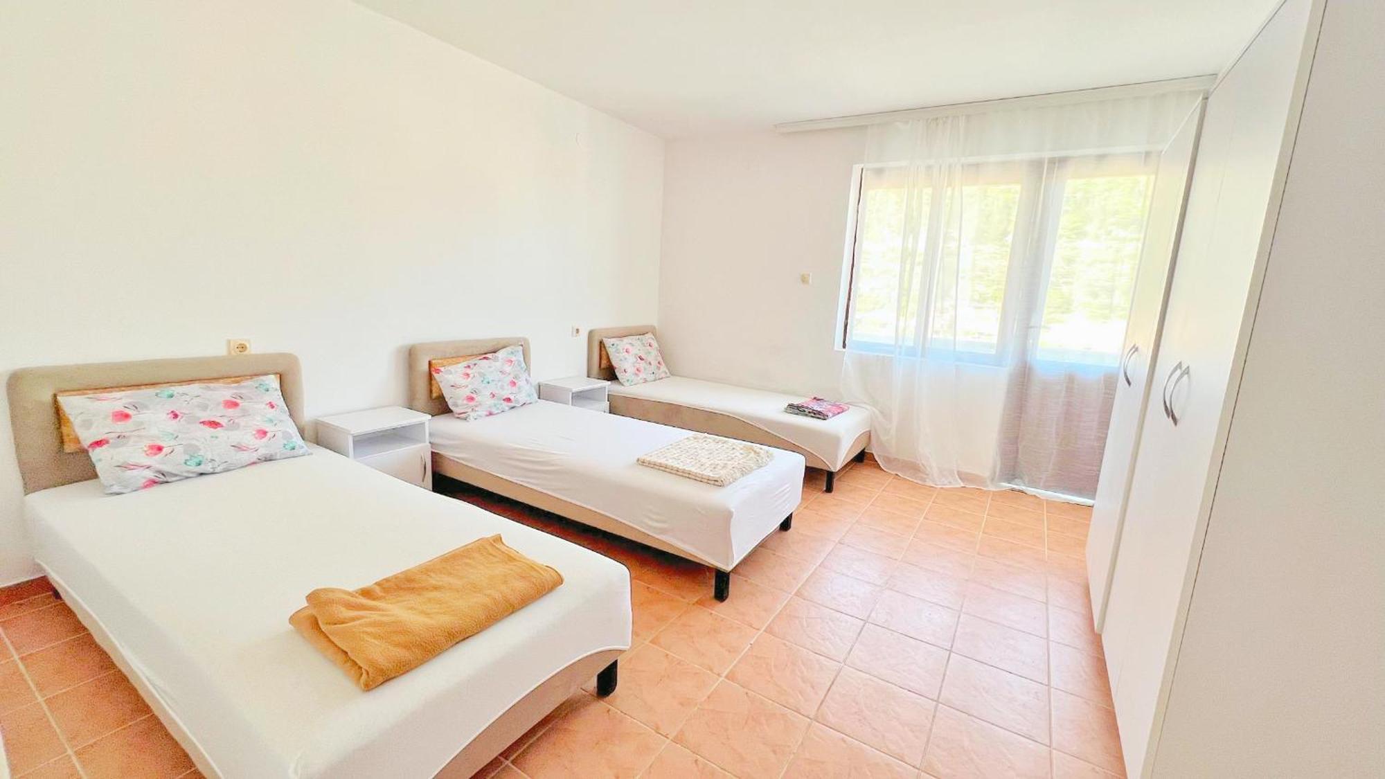 Green Moonlight Ulcinj Room photo